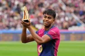 百位顶流明星主播齐聚成都 和平精英“刺激之夜”完美收官